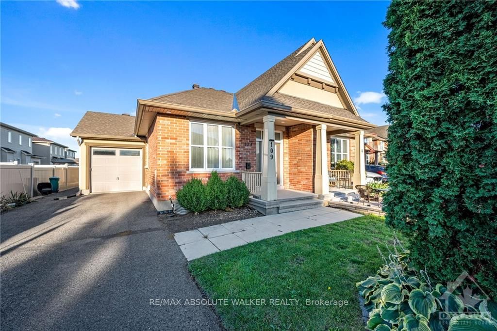 109 BEATRICE Dr, Barrhaven, Ontario, 7706 - Barrhaven - Longfields