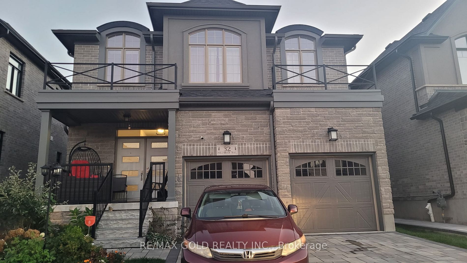 32 Hollybrook Tr, Waterloo, Ontario