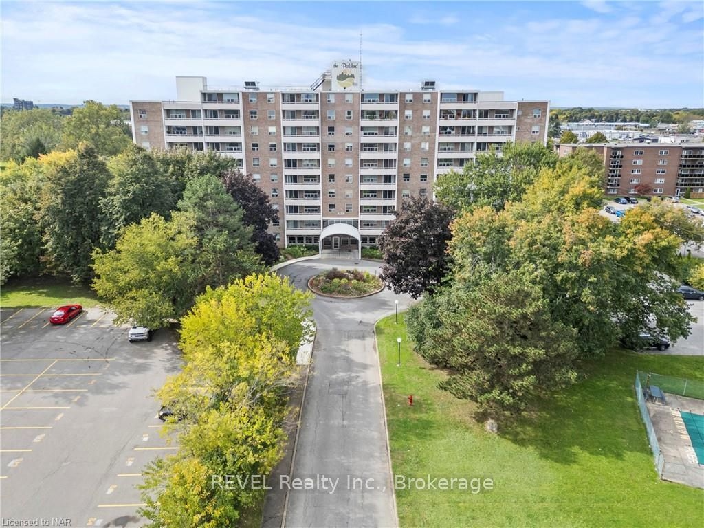 365 GENEVA St, St. Catharines, Ontario, 446 - Fairview