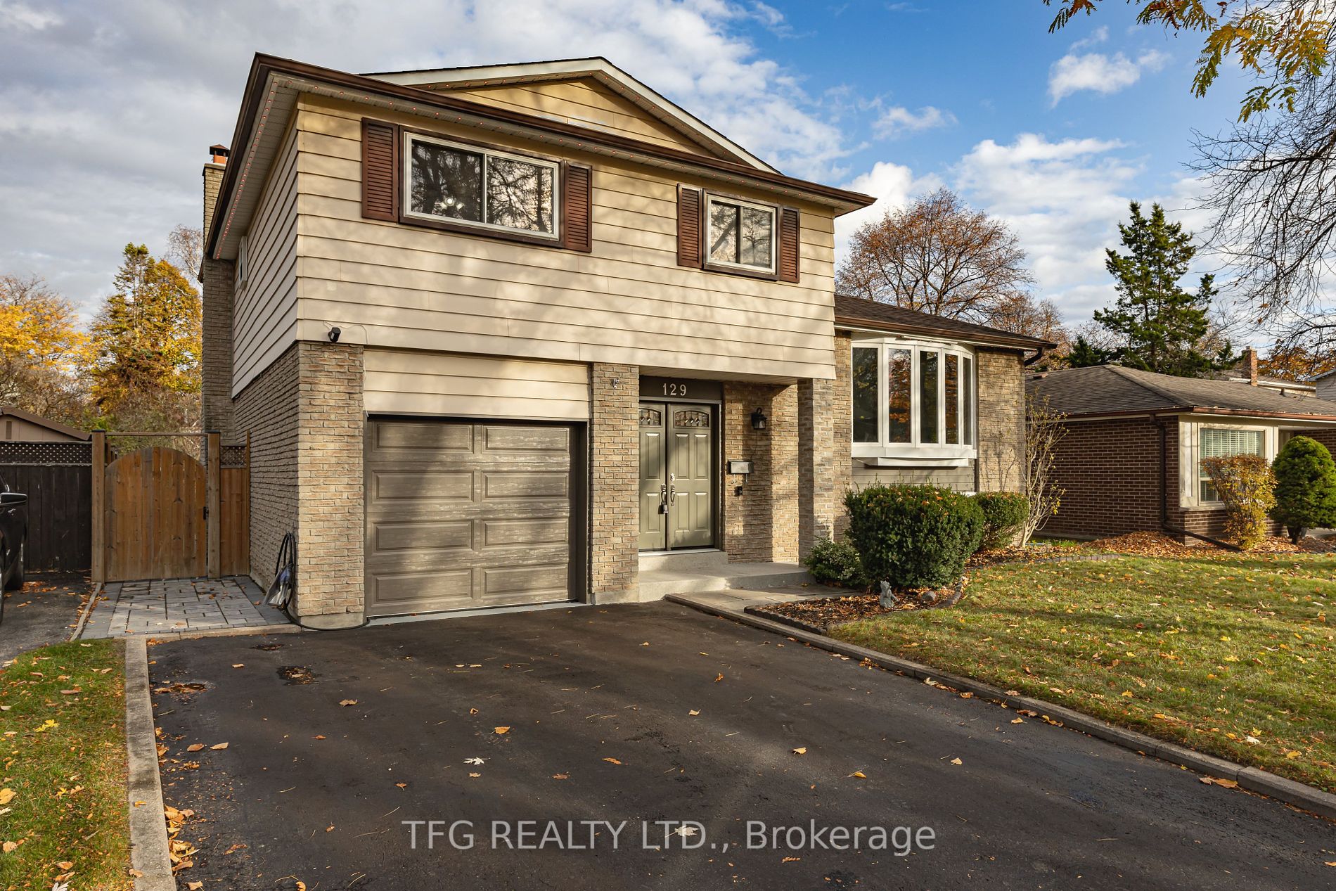 129 Bell Dr, Whitby, Ontario, Lynde Creek