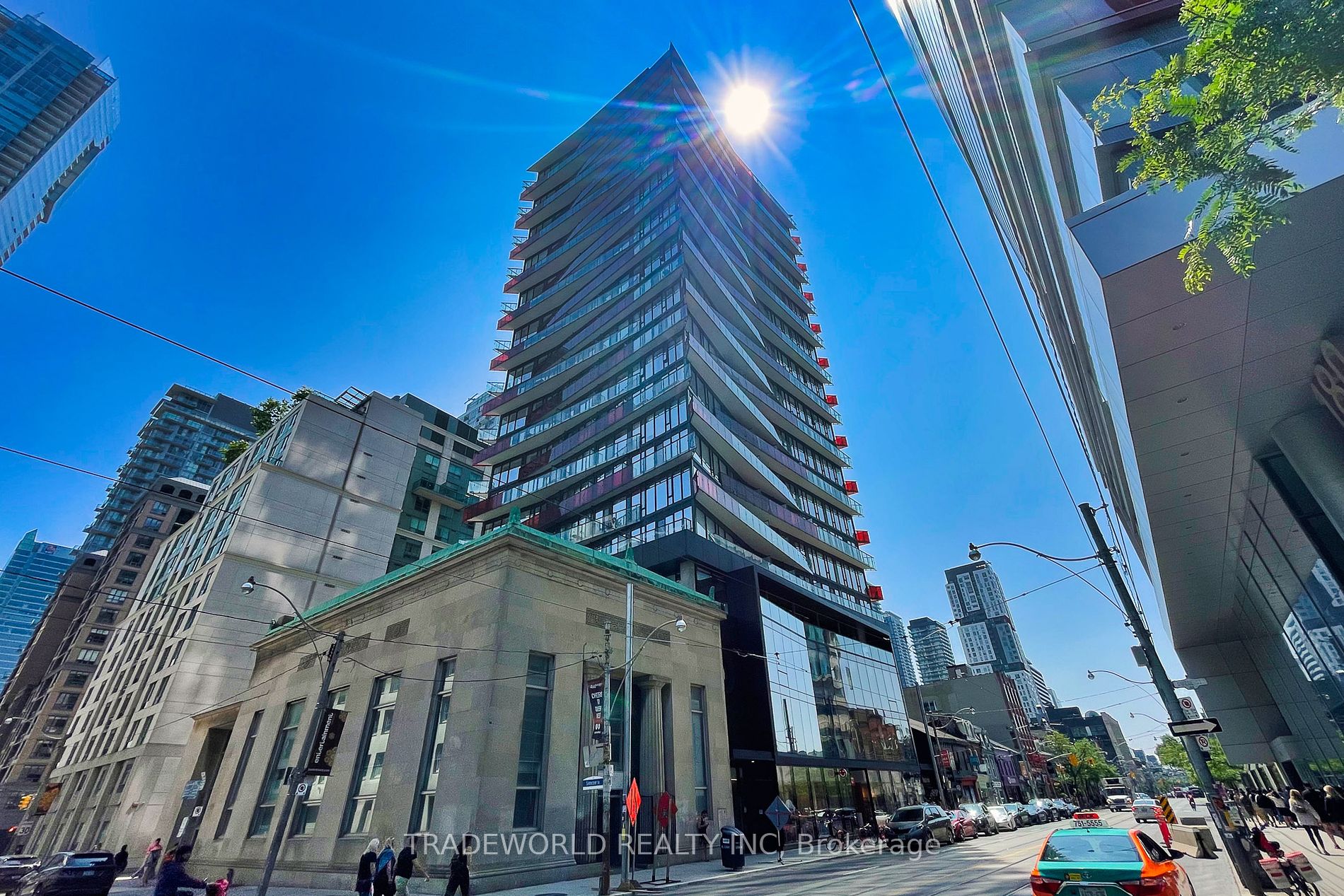 215 Queen St W, Toronto, Ontario, Waterfront Communities C1