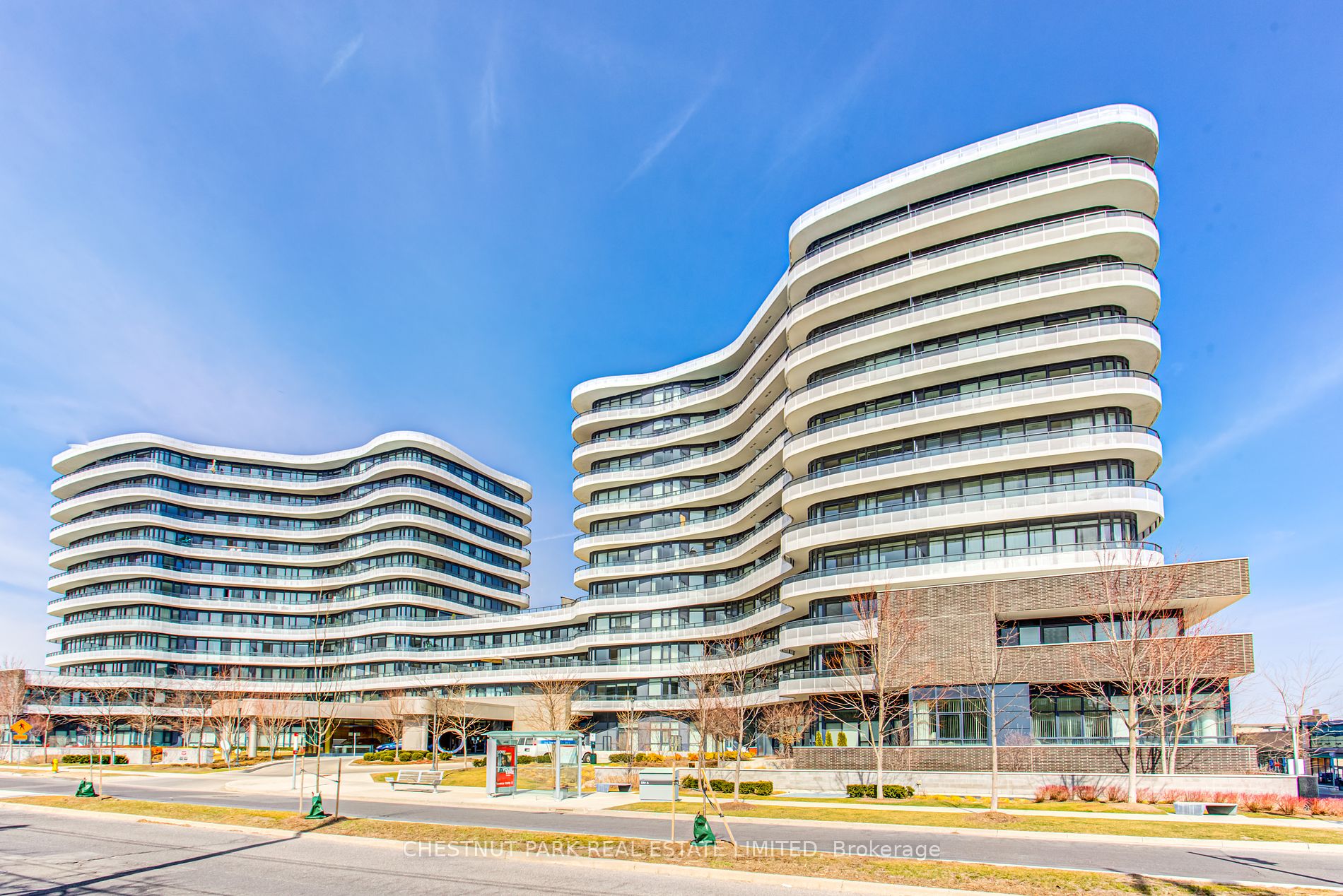 99 The Donway  W, Toronto, Ontario, Banbury-Don Mills