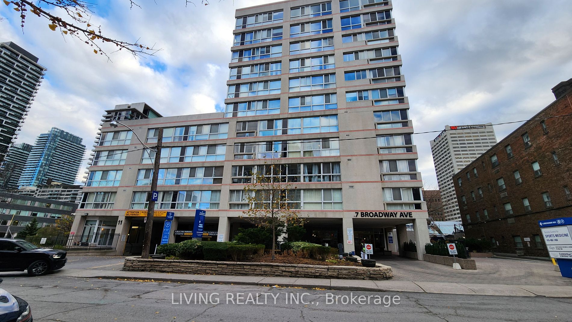 7 Broadway Ave, Toronto, Ontario, Mount Pleasant West