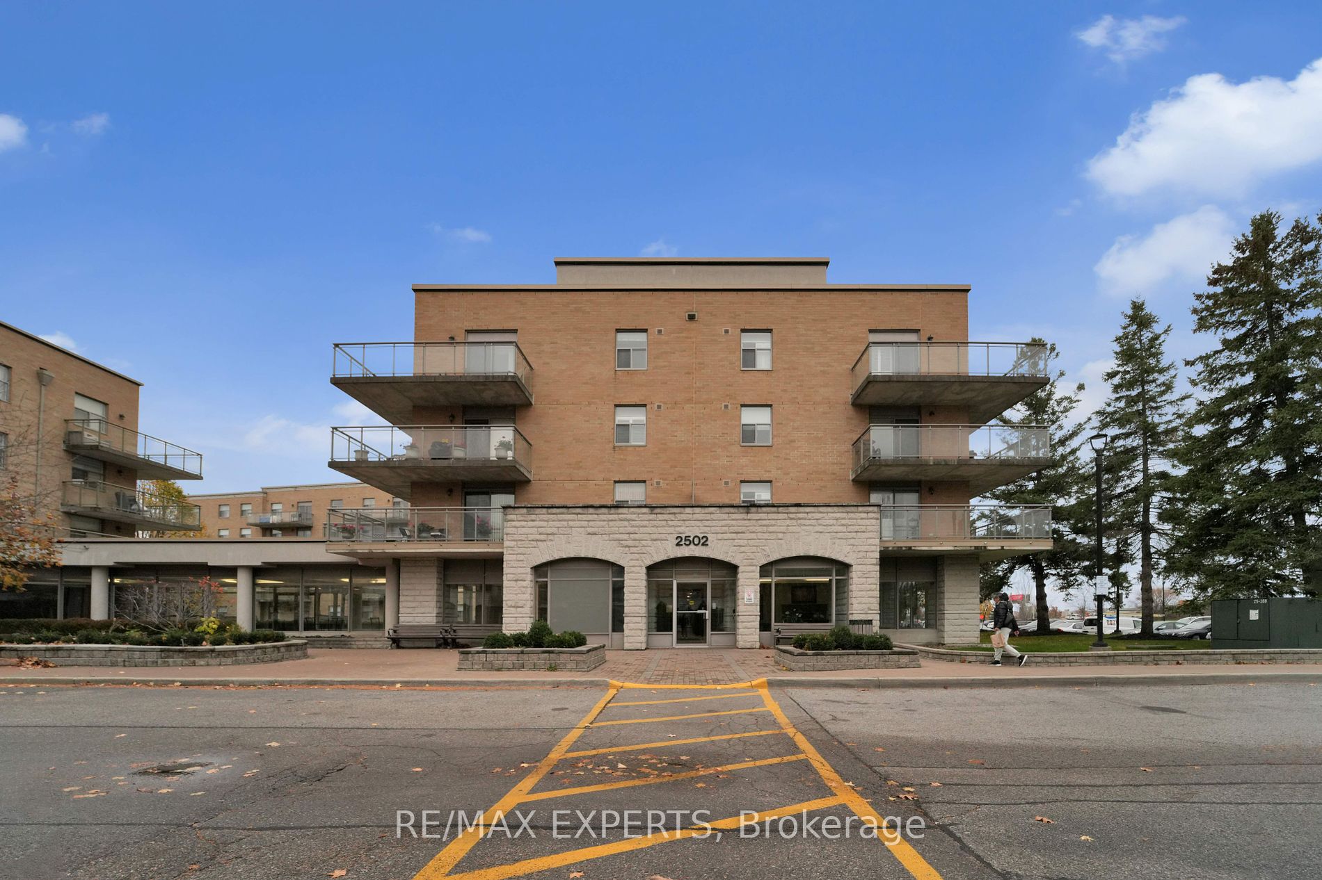 2502 RUTHERFORD Rd, Vaughan, Ontario, Maple