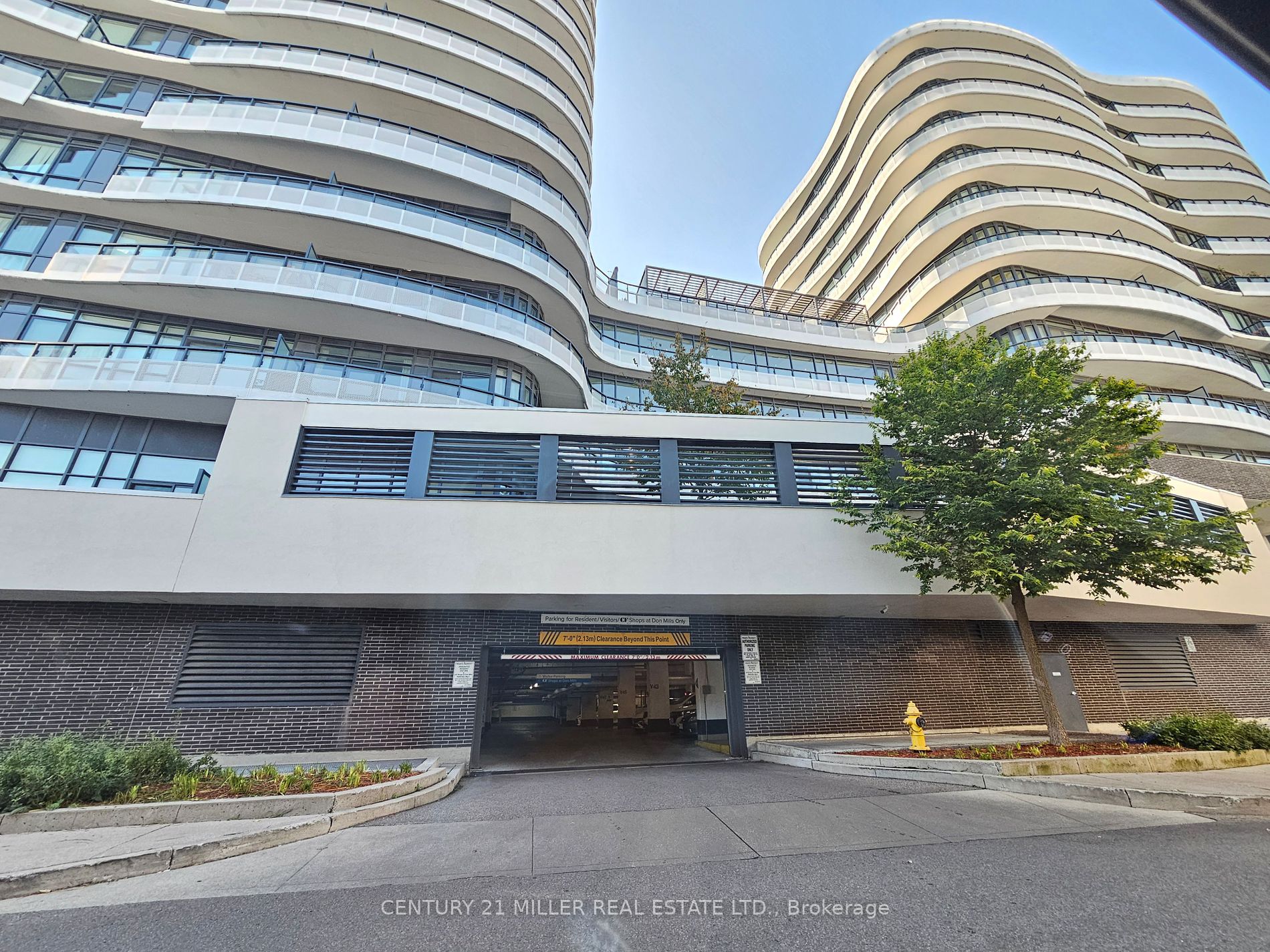 99 The Donway  W, Toronto, Ontario, Banbury-Don Mills