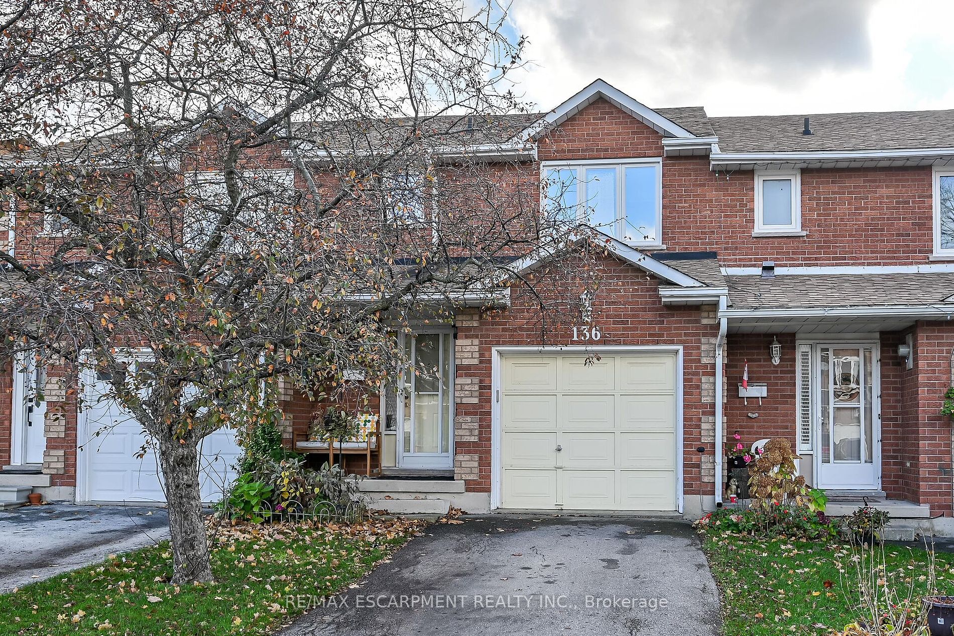 136 Essling Ave, Hamilton, Ontario, Barnstown