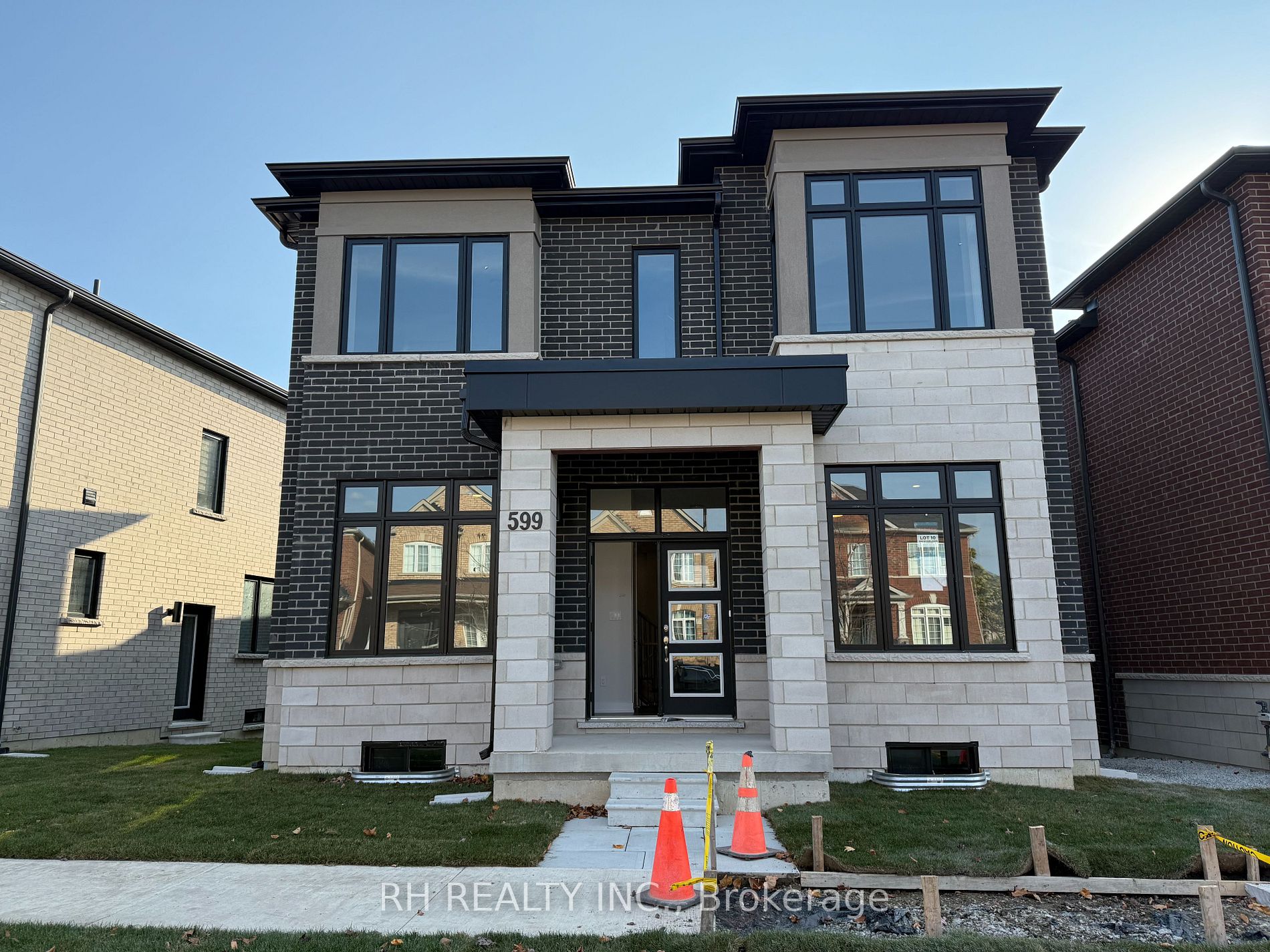 599 Riverlands Ave, Markham, Ontario, Cornell