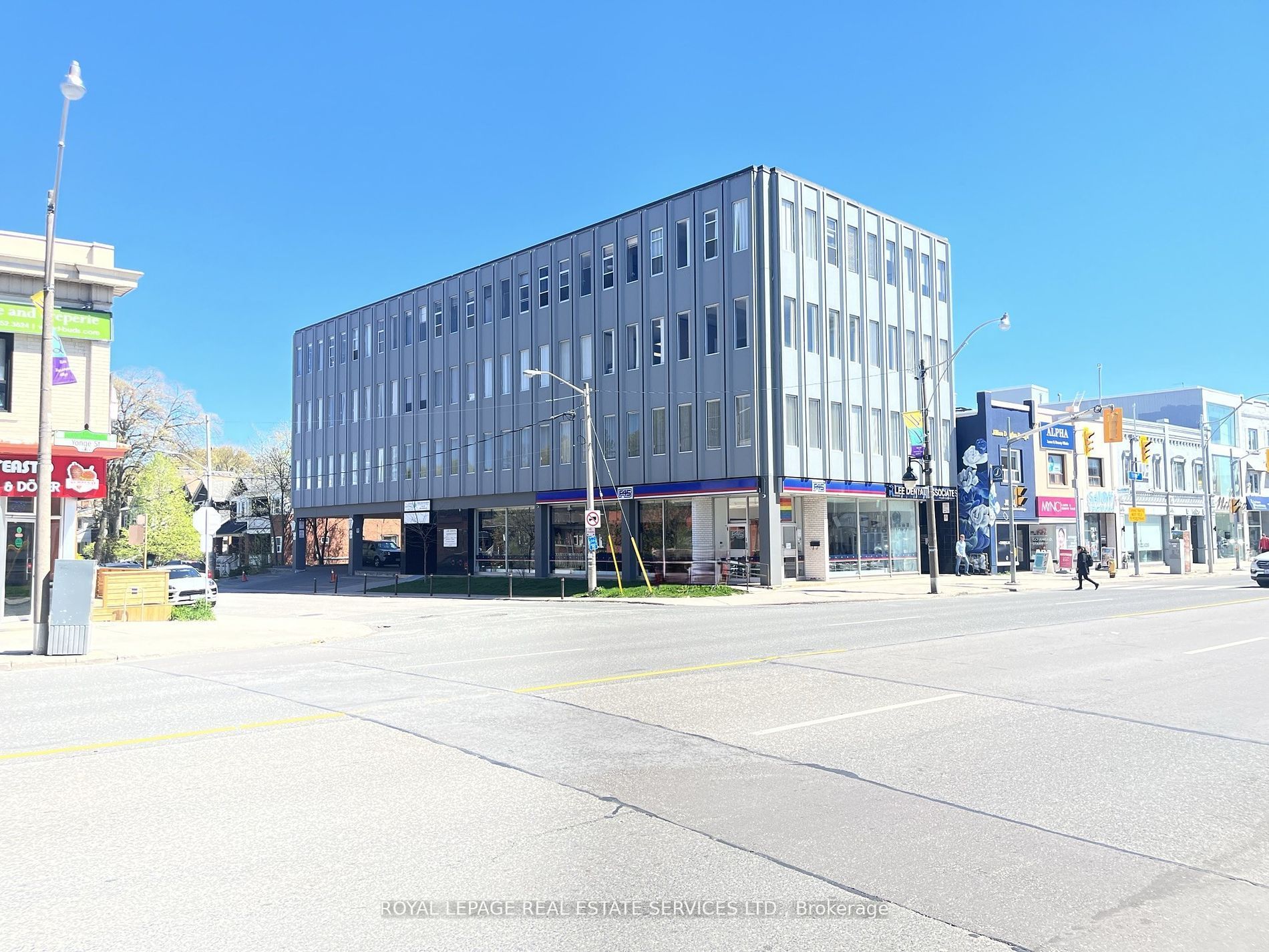 3335 Yonge St, Toronto, Ontario, Lawrence Park North