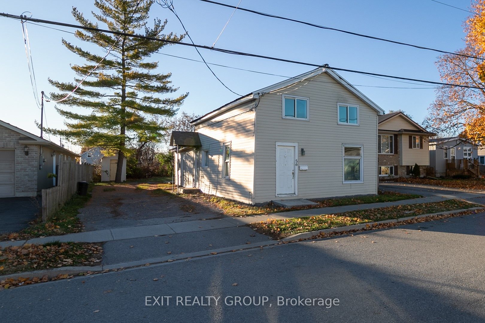 56 South John St, Belleville, Ontario, 