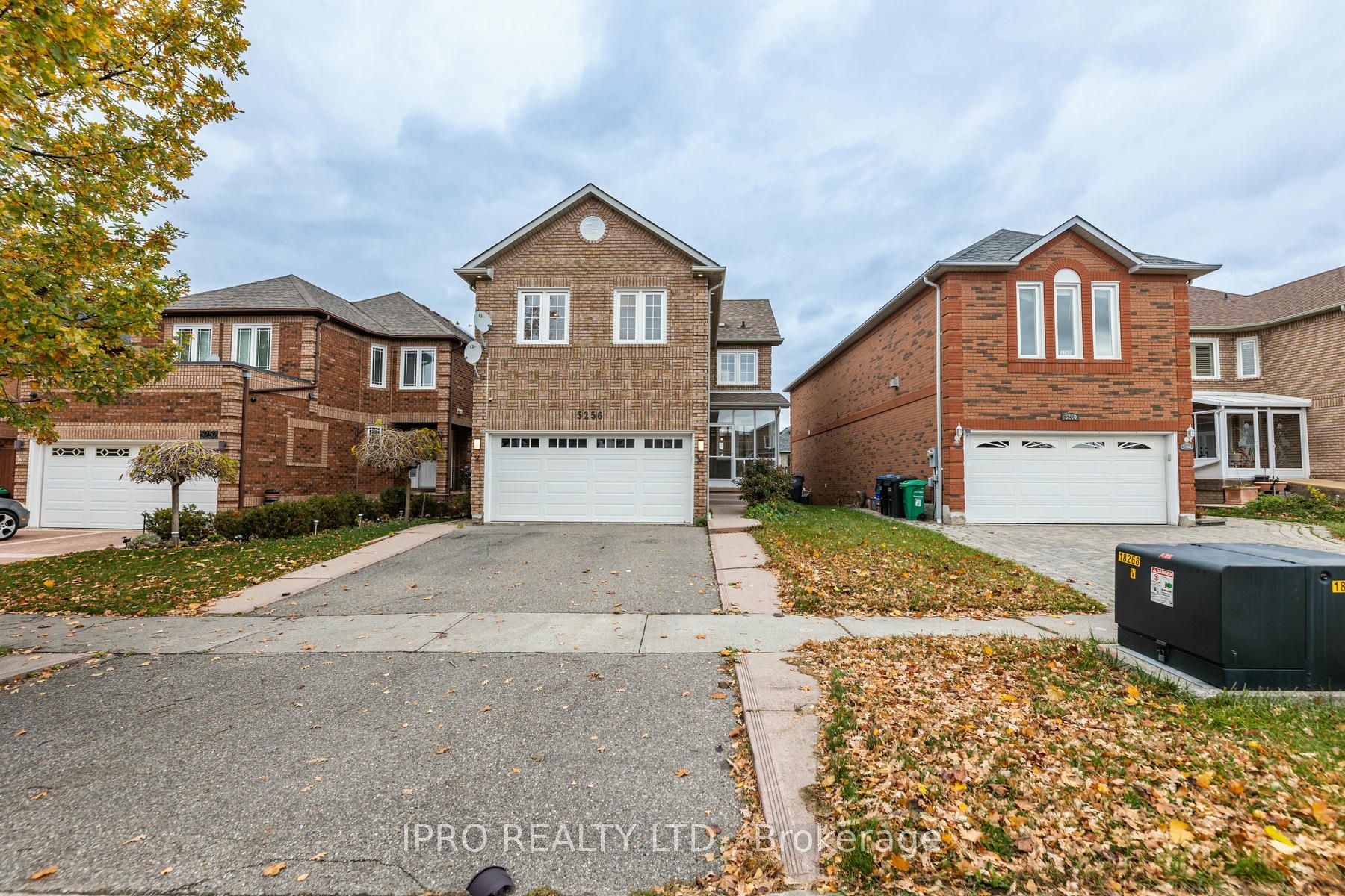 5256 Floral Hill Cres, Mississauga, Ontario, East Credit