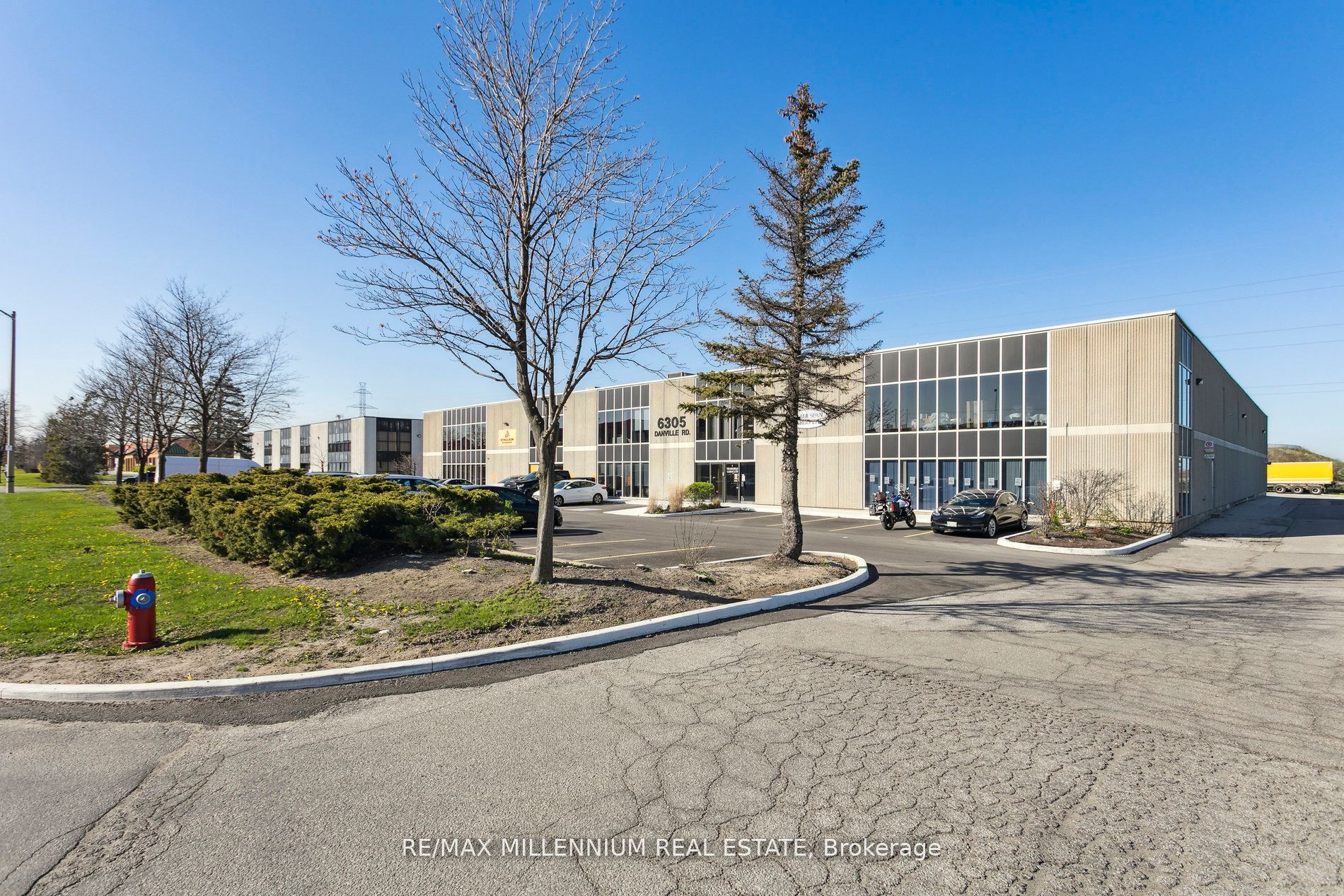 6305 Danville Rd, Mississauga, Ontario, Gateway