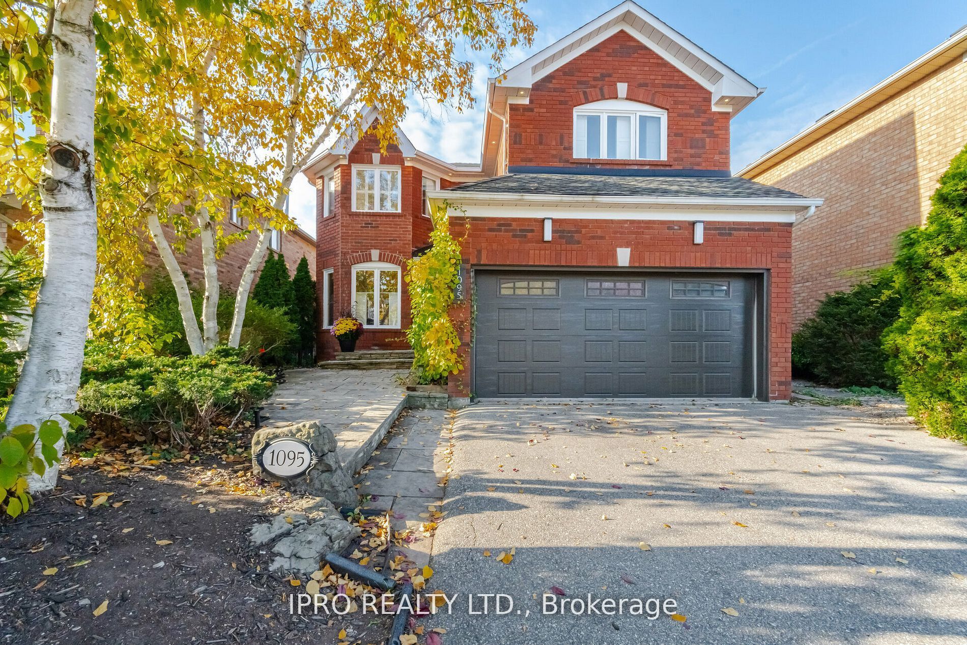 1095 Old Oak Dr, Oakville, Ontario, West Oak Trails