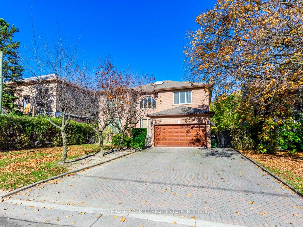 8 Lovilla Blvd, Toronto, Ontario, Humberlea-Pelmo Park W5