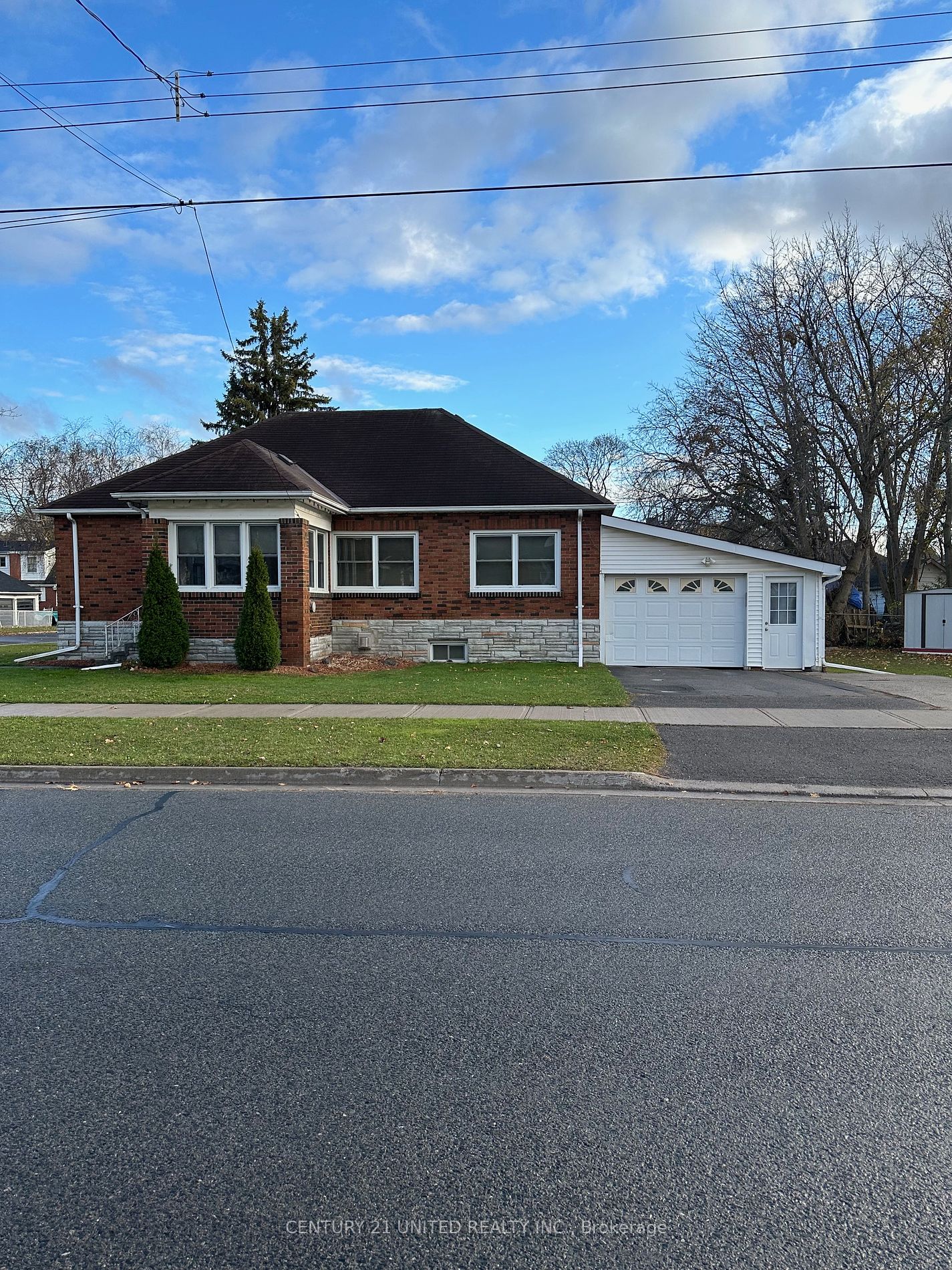 719 Herman St, Peterborough, Ontario, Otonabee