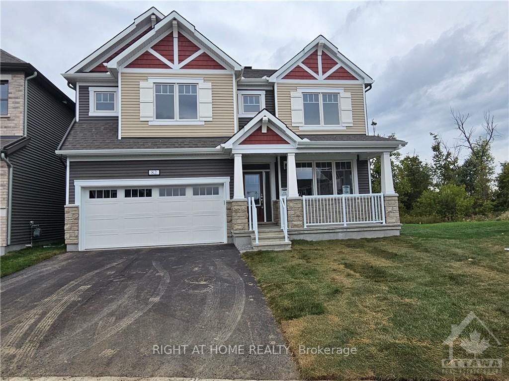 82 GREEN ASH Ave, Stittsville - Munster - Richmond, Ontario, 8209 - Goulbourn Twp From Franktown Rd/South To Rideau