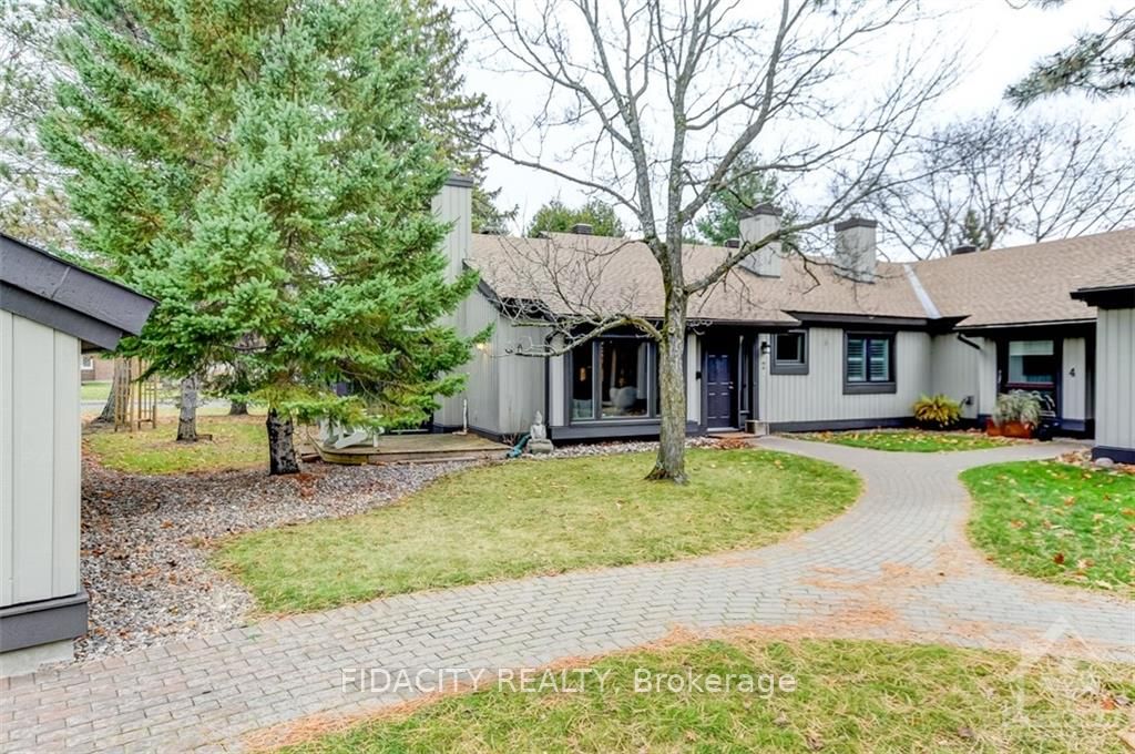 2 KITTANSETT Crt, Stittsville - Munster - Richmond, Ontario, 8202 - Stittsville (Central)