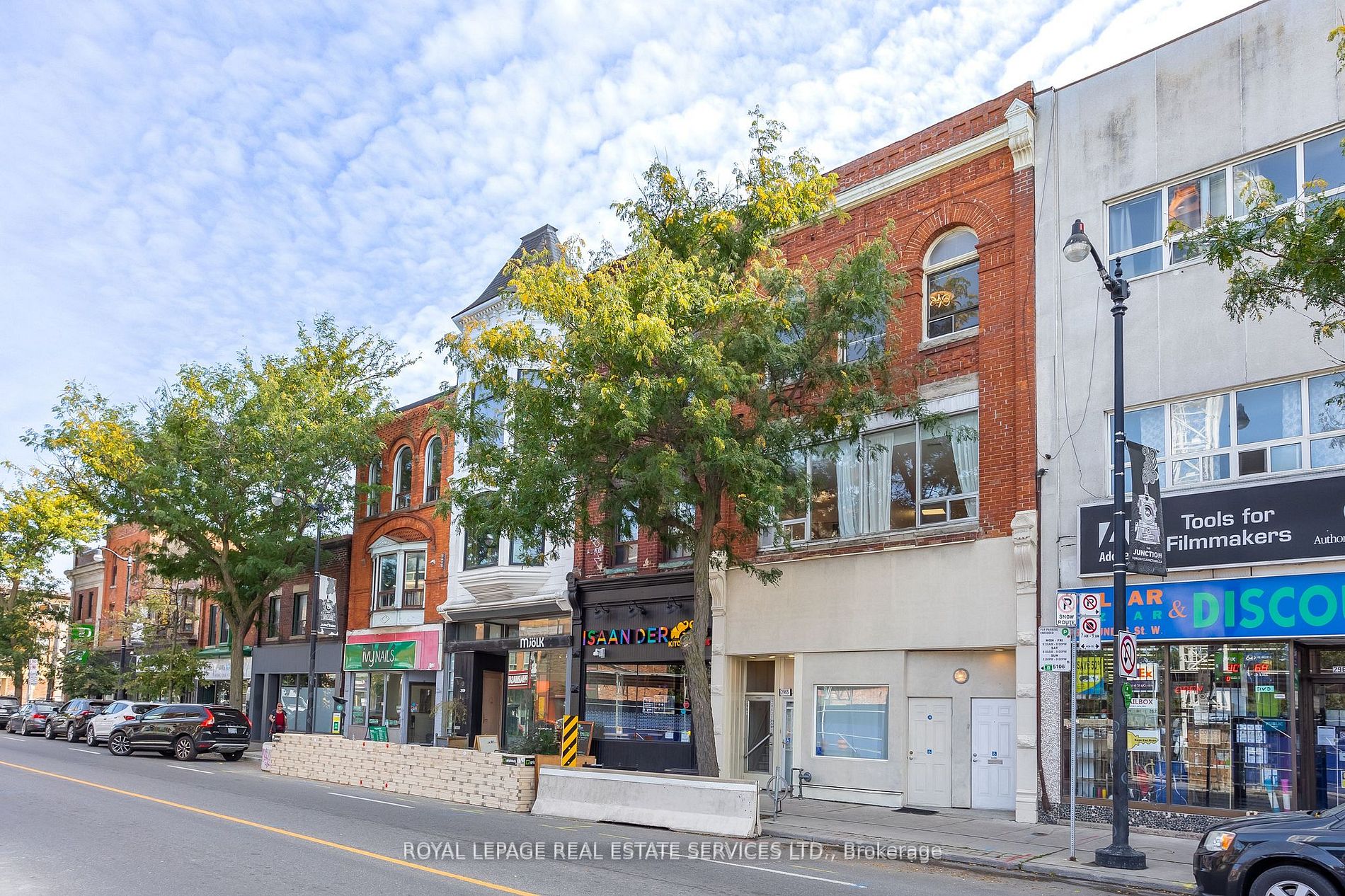 2963 Dundas St W, Toronto, Ontario, Junction Area