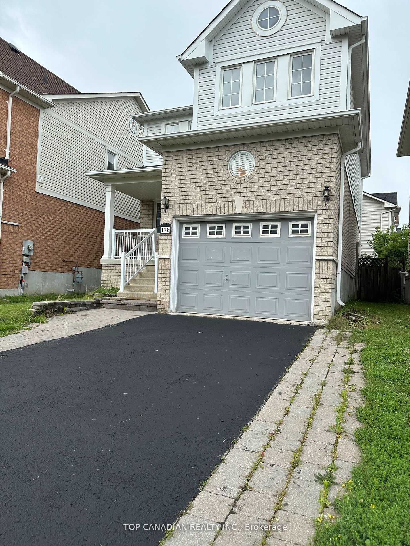 178 Glovers Rd, Oshawa, Ontario, Samac