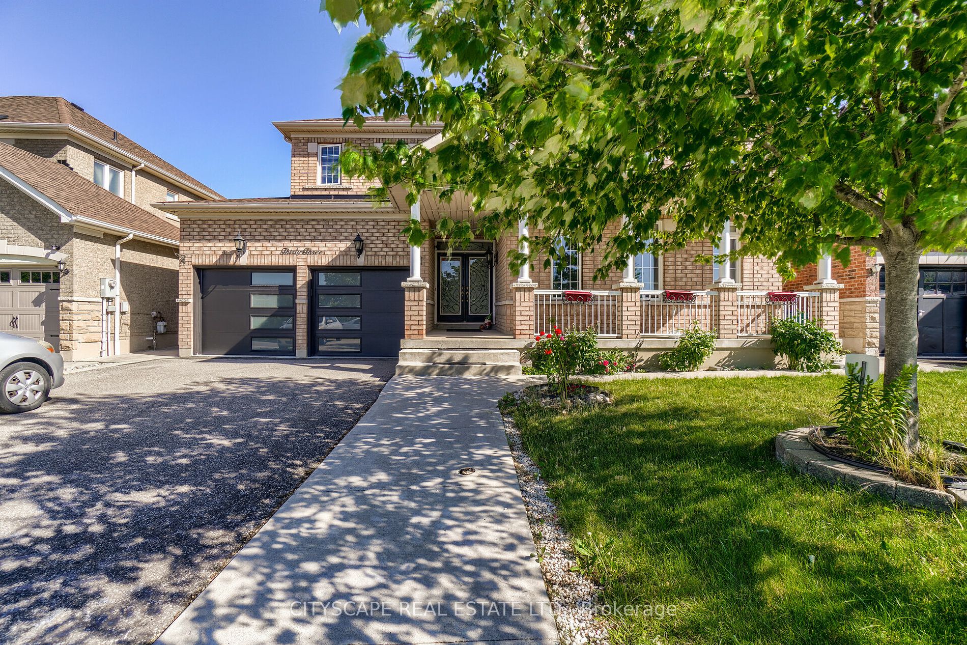 33 Huntspoint Dr, Brampton, Ontario, Bram East