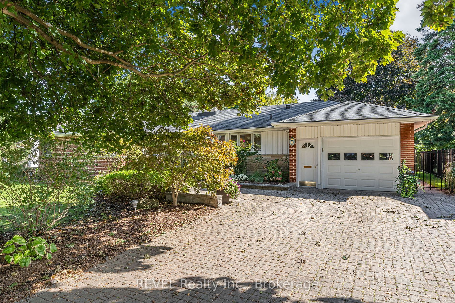 5 CHERRYHILL Dr, Grimsby, Ontario, 542 - Grimsby East