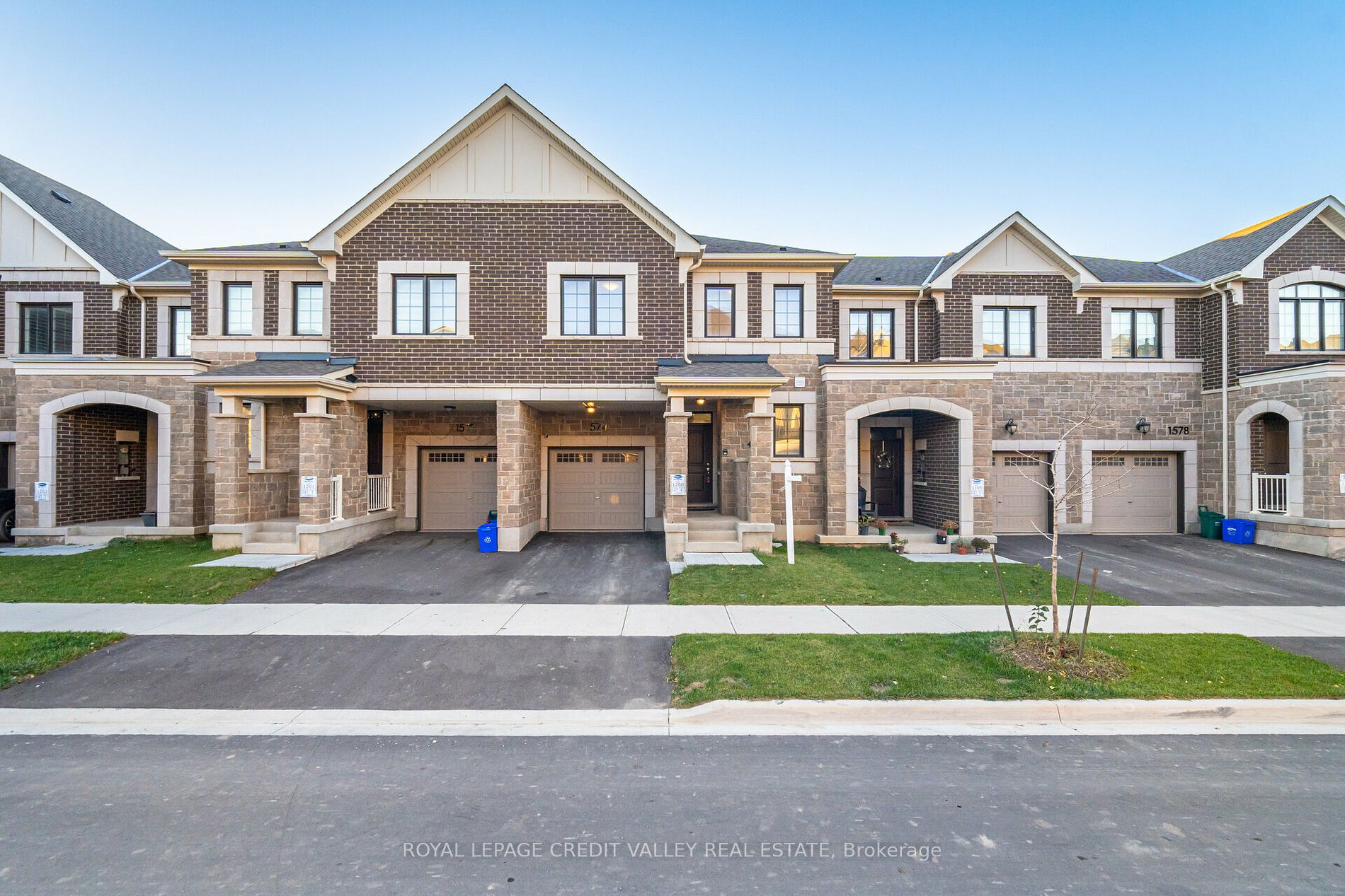 1574 Moira Cres, Milton, Ontario, Bowes