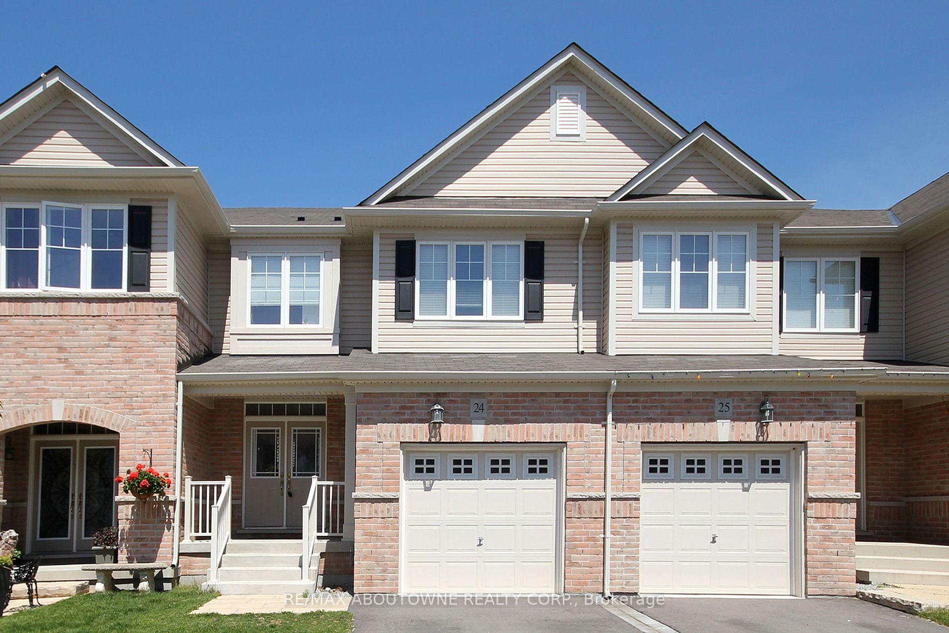 2019 Trawden Way, Oakville, Ontario, Palermo West