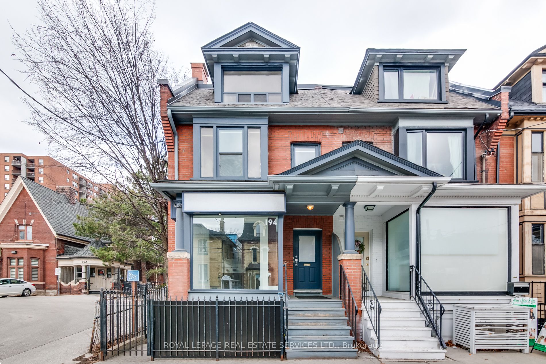 194 Carlton St, Toronto, Ontario, Cabbagetown-South St. James Town