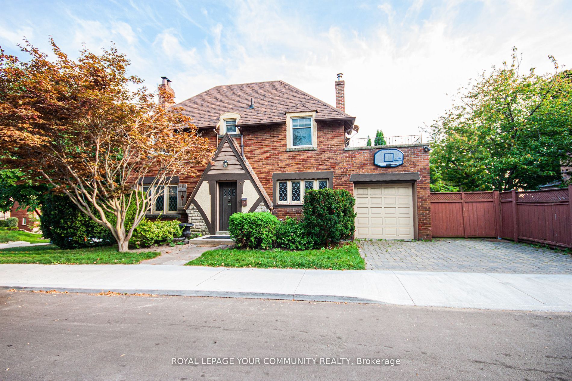 5 Crestview Rd, Toronto, Ontario, Lawrence Park South