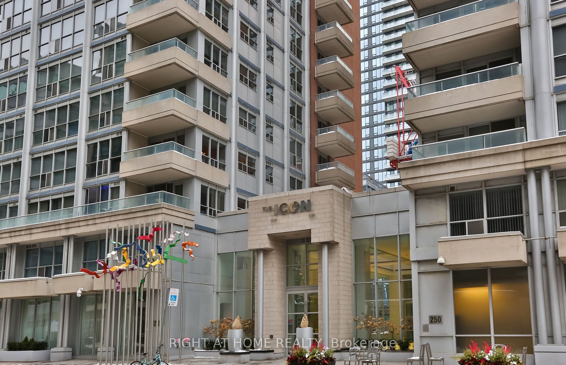 250 Wellington St W, Toronto, Ontario, Waterfront Communities C1