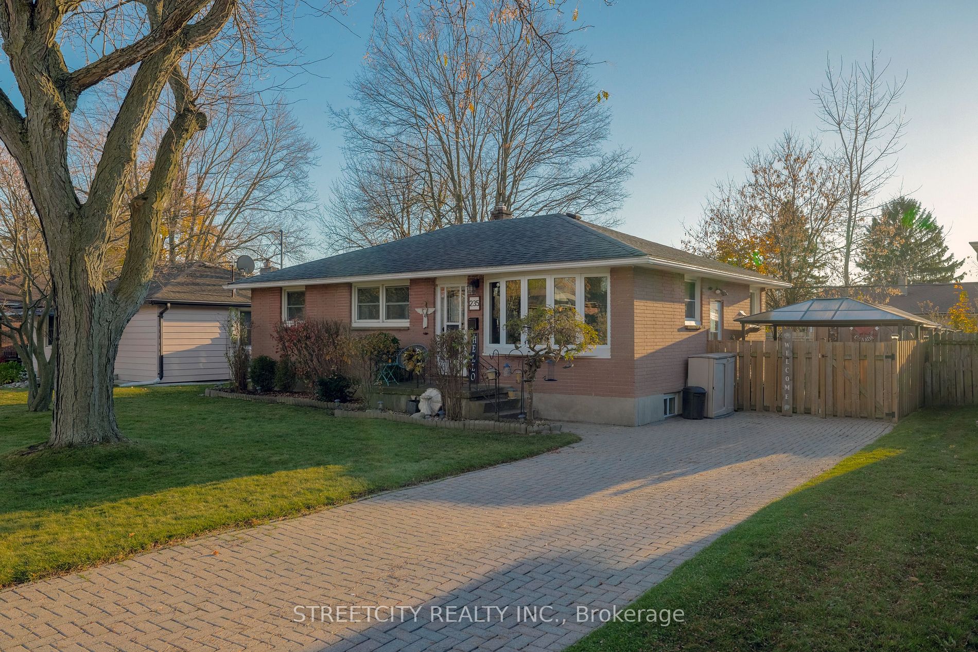 235 MERLIN Cres, London, Ontario, East H