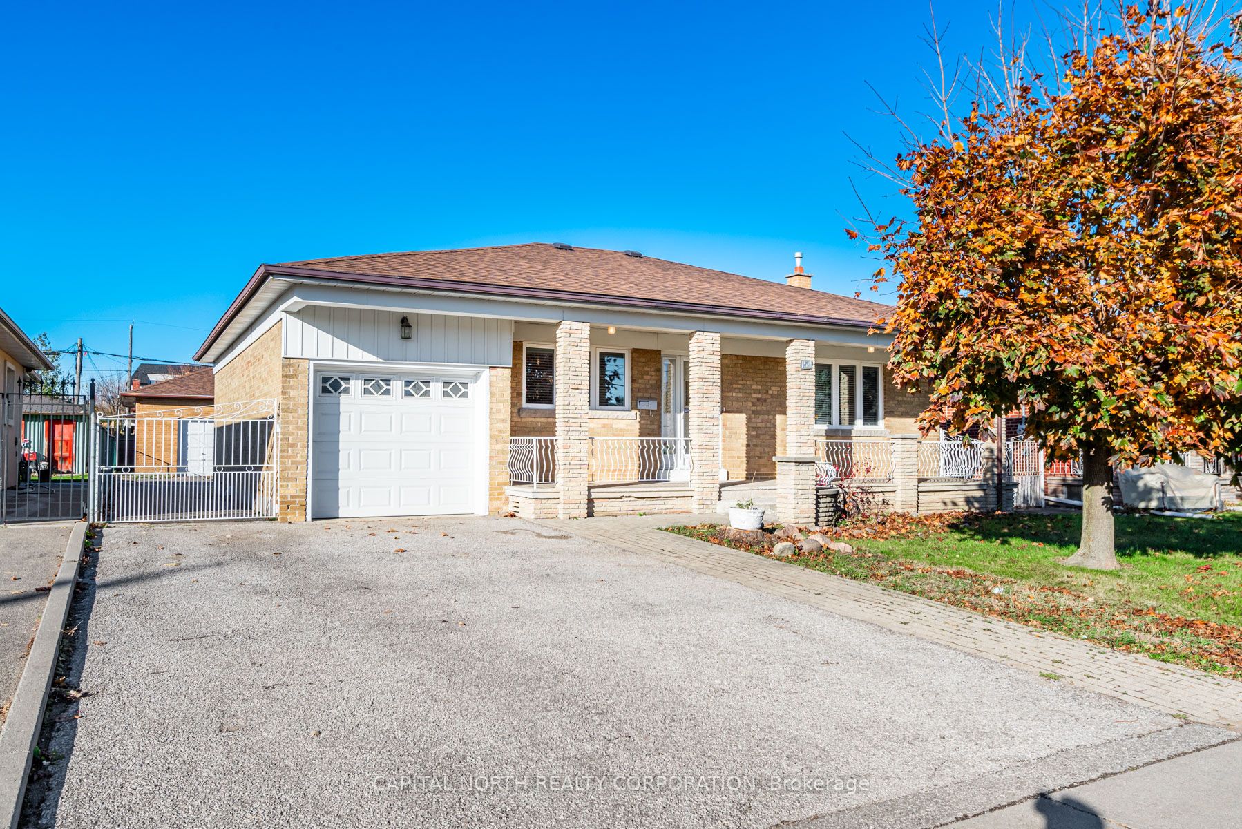 154 Ranee Ave, Toronto, Ontario, Englemount-Lawrence