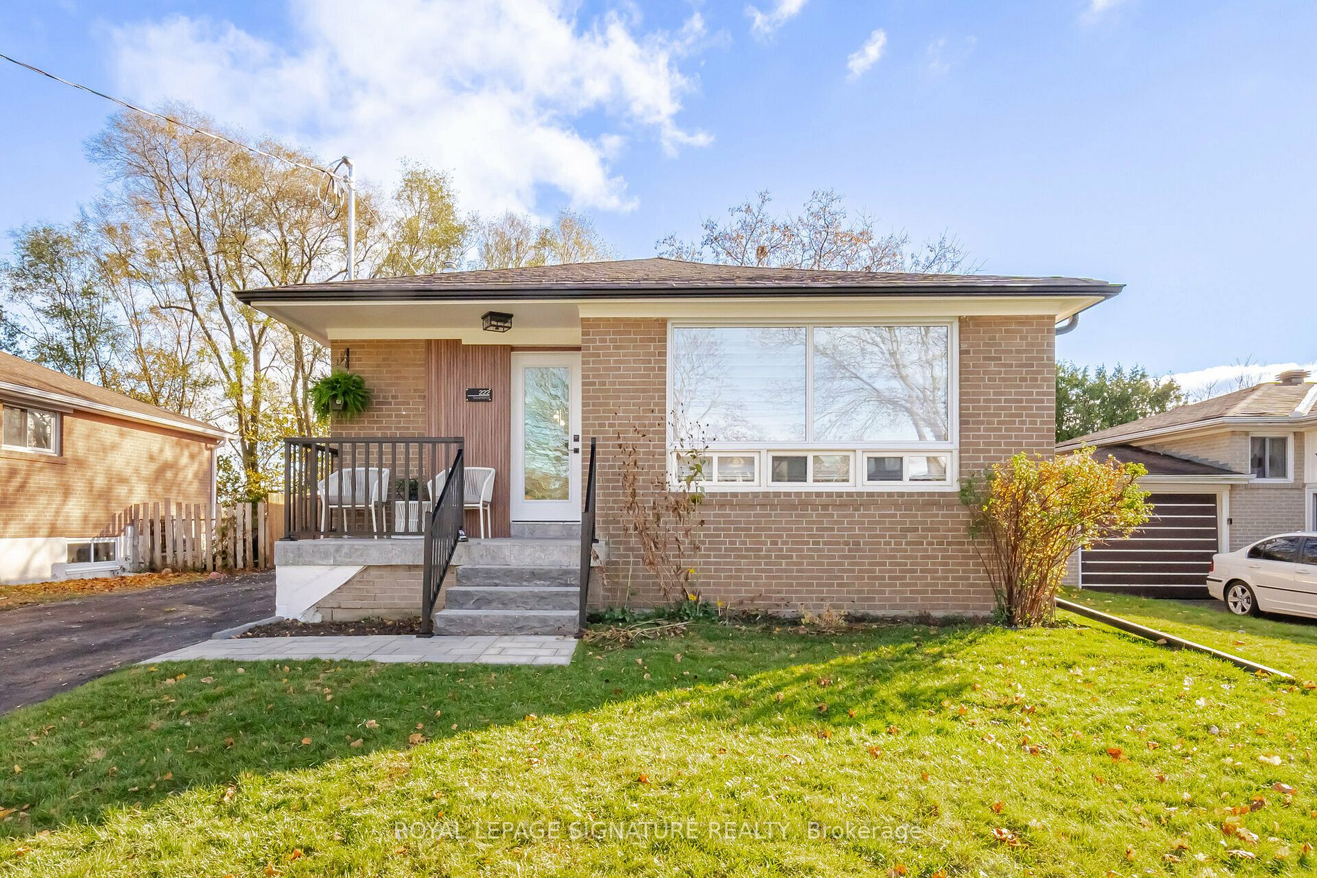 222 Silverbirch Dr, Newmarket, Ontario, Bristol-London