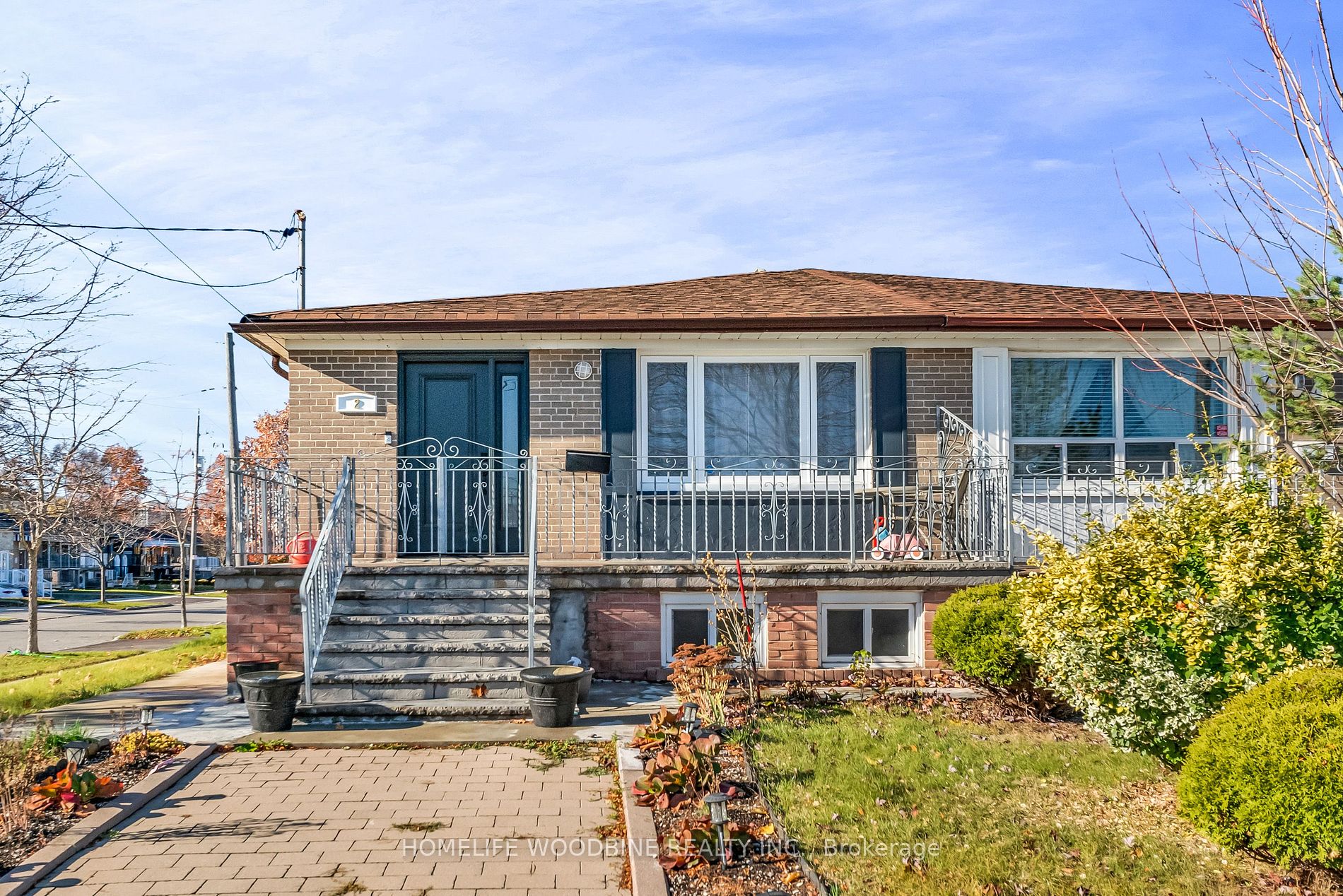 2 Buttercup Crt, Toronto, Ontario, Humber Summit