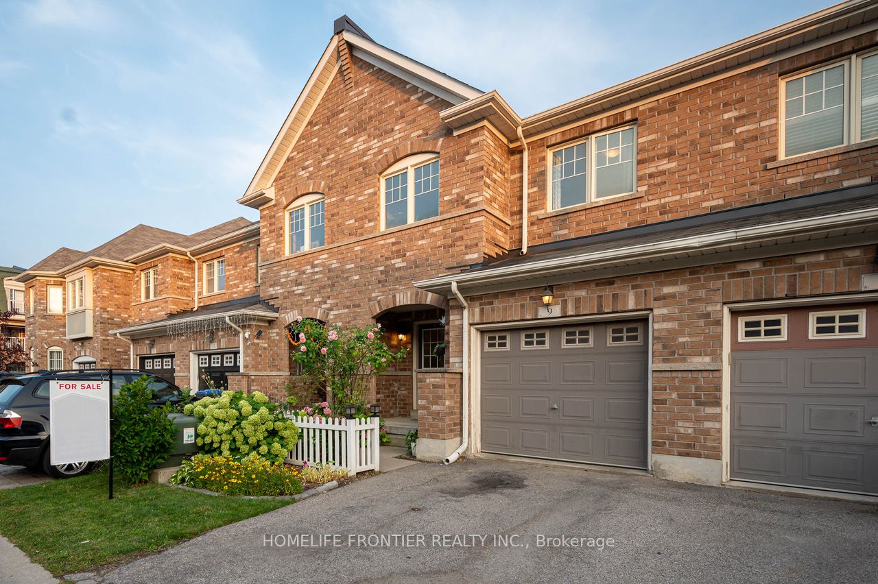 9 Lotus St N, Brampton, Ontario, Bram East