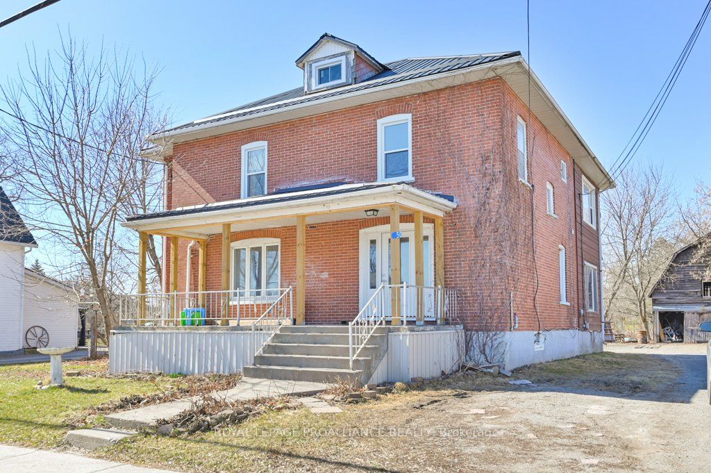 50 South Trent St, Quinte West, Ontario, 