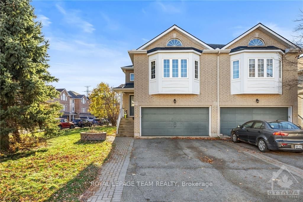 51 CASTLE GLEN Cres, Kanata, Ontario, 9003 - Kanata - Glencairn/Hazeldean