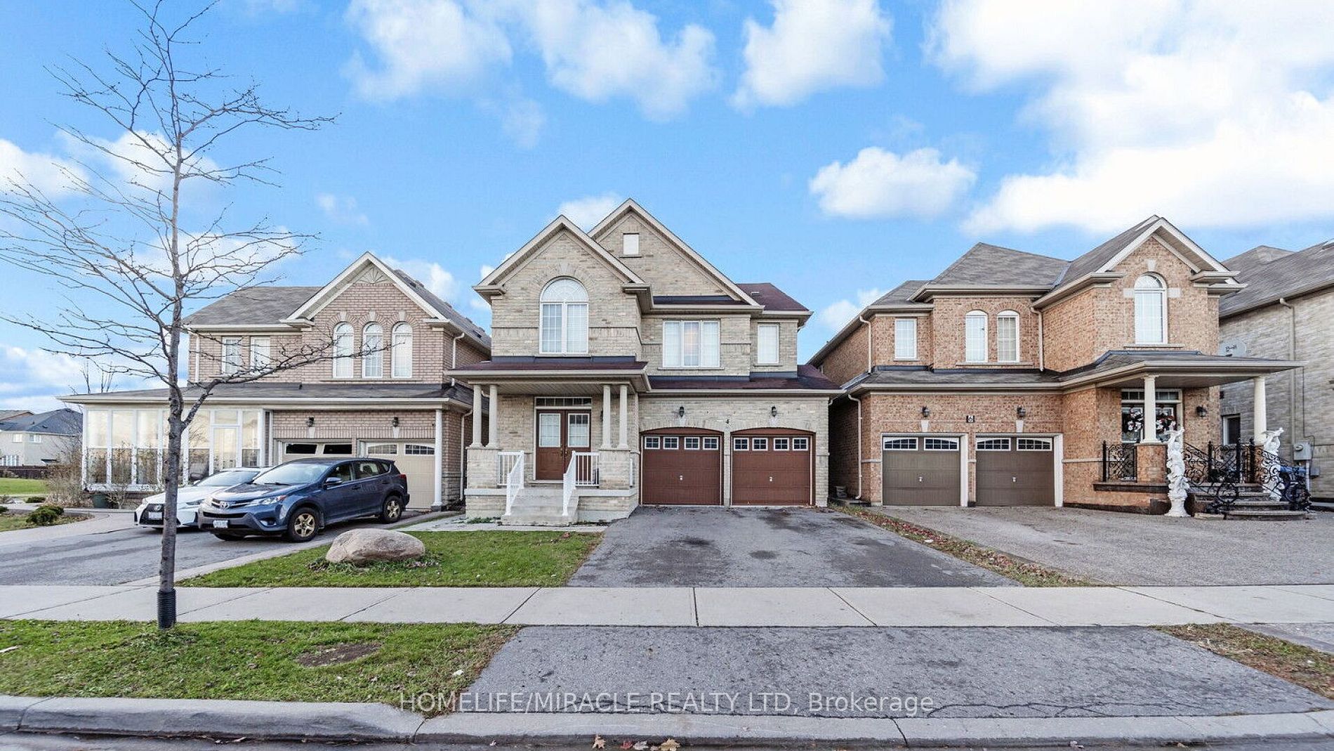 4 FOSSIL St, Brampton, Ontario, Bram East