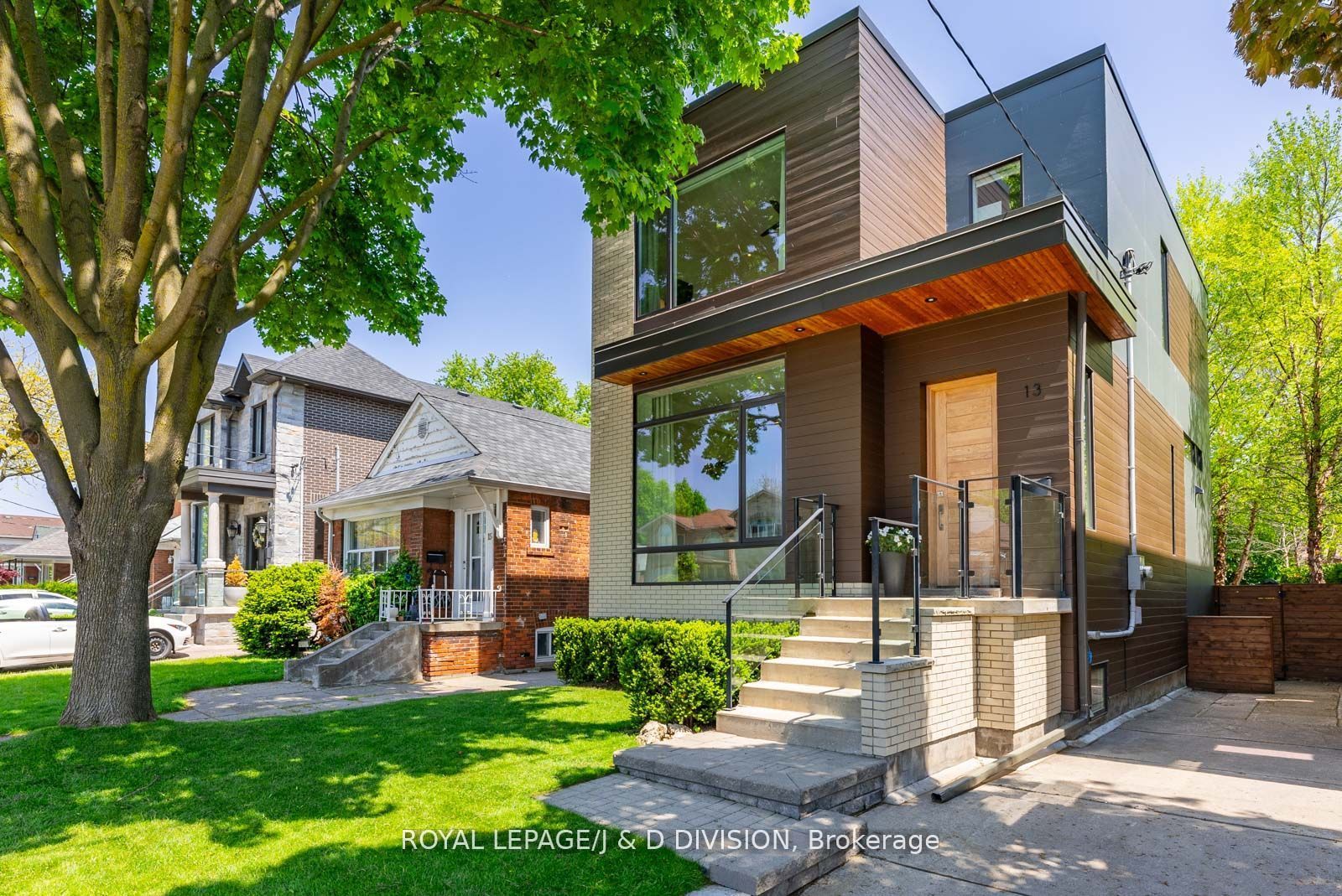 13 Barfield Ave, Toronto, Ontario, Danforth Village-East York