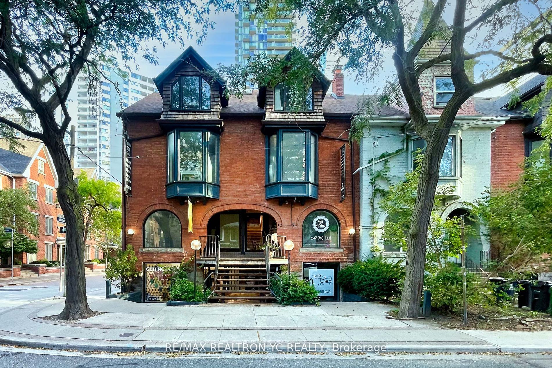 12 Irwin Ave, Toronto, Ontario, Bay Street Corridor