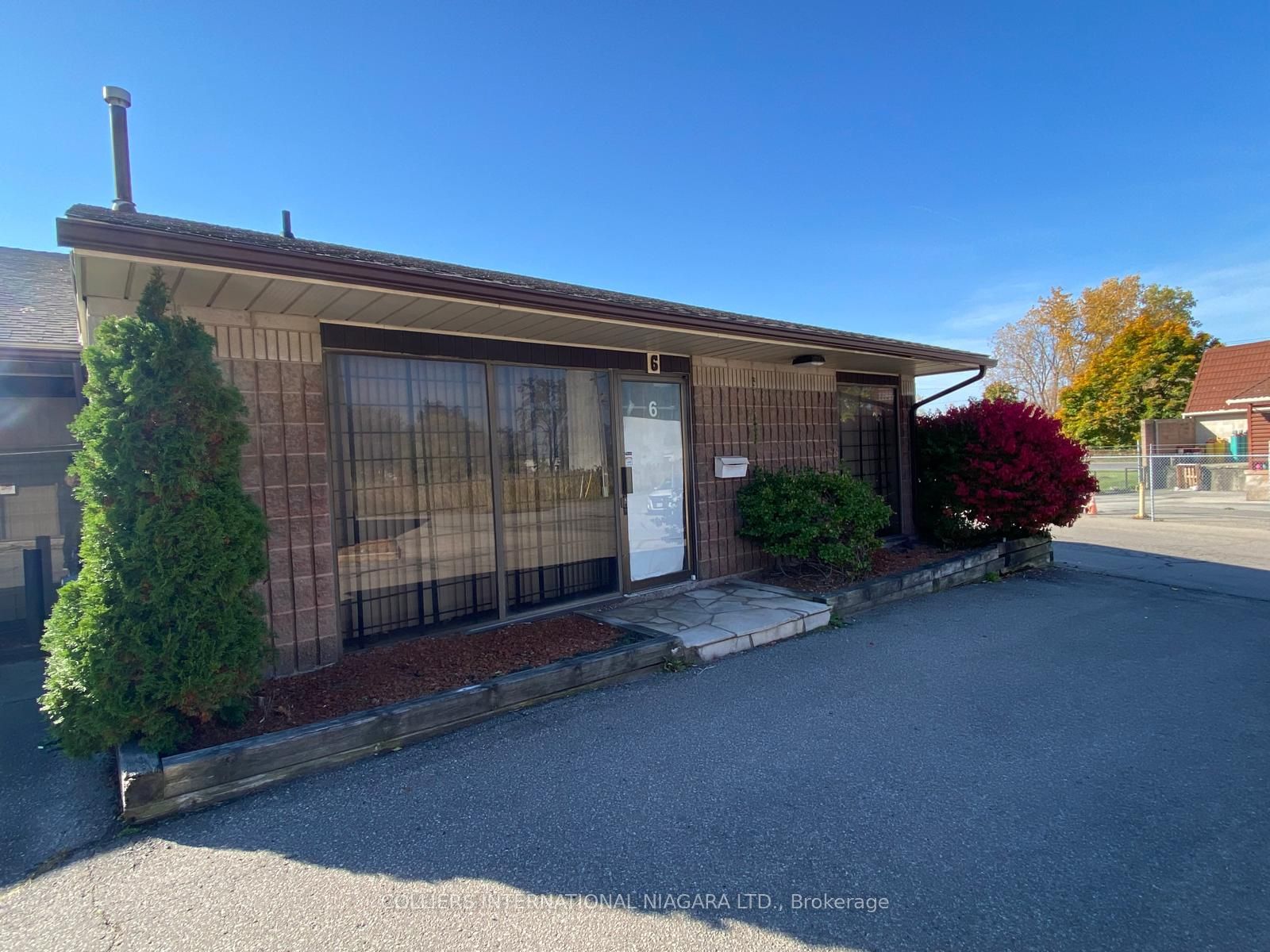 2 Cushman Rd N, St. Catharines, Ontario, 450 - E. Chester