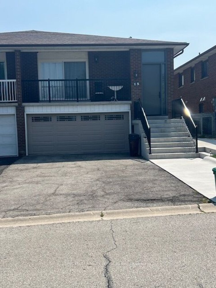 15 Albany Dr, Vaughan, Ontario, West Woodbridge