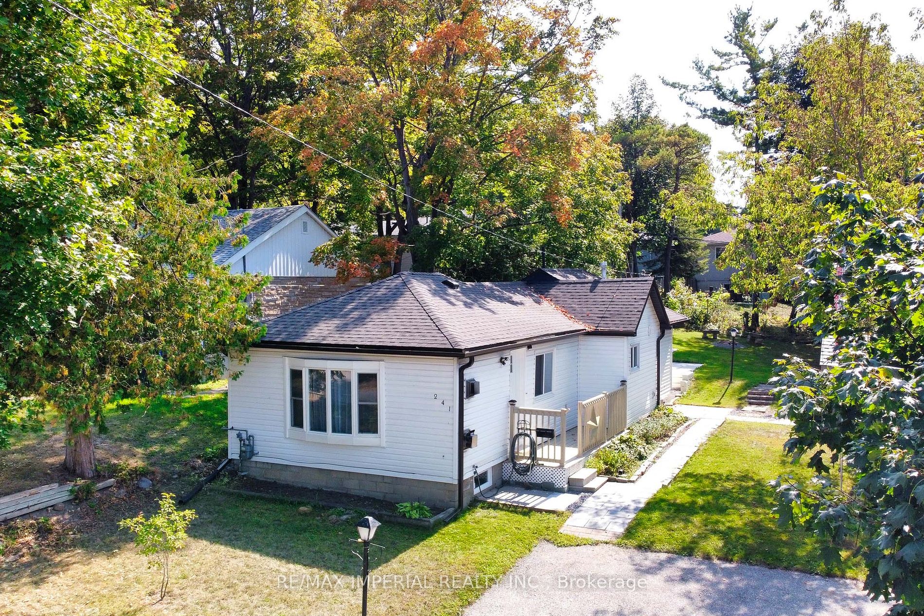 241 Woodycrest Ave, Georgina, Ontario, Keswick South