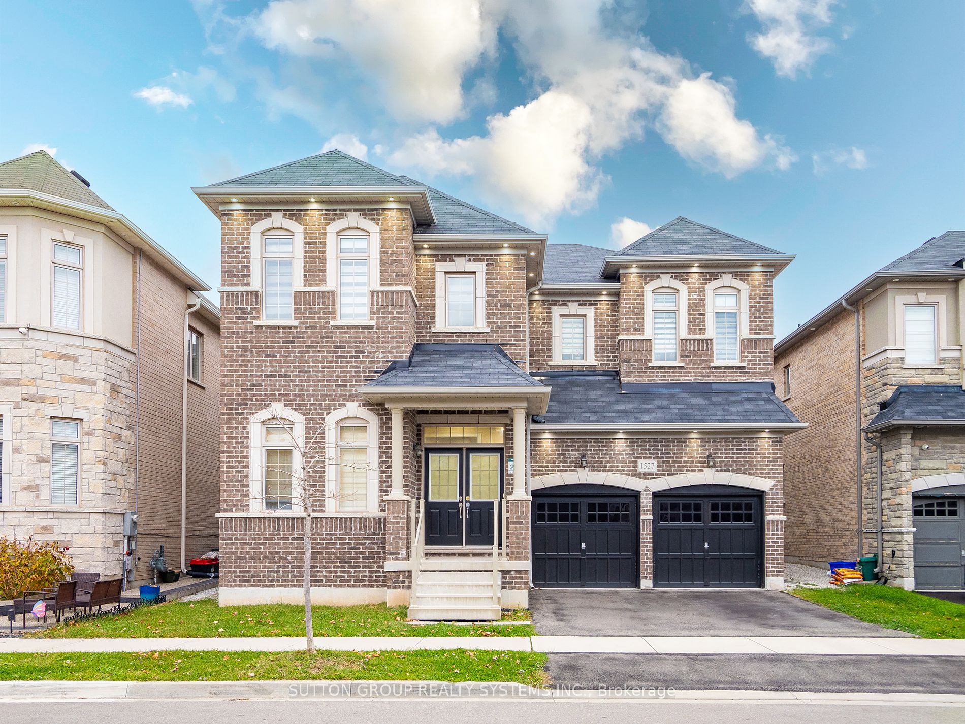 1527 Mendelson Hts, Milton, Ontario, Ford