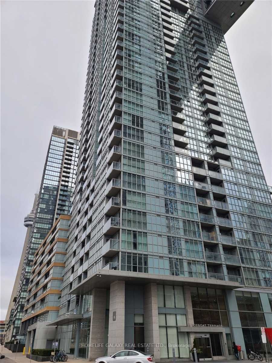 15 Iceboat Terr, Toronto, Ontario, Waterfront Communities C1