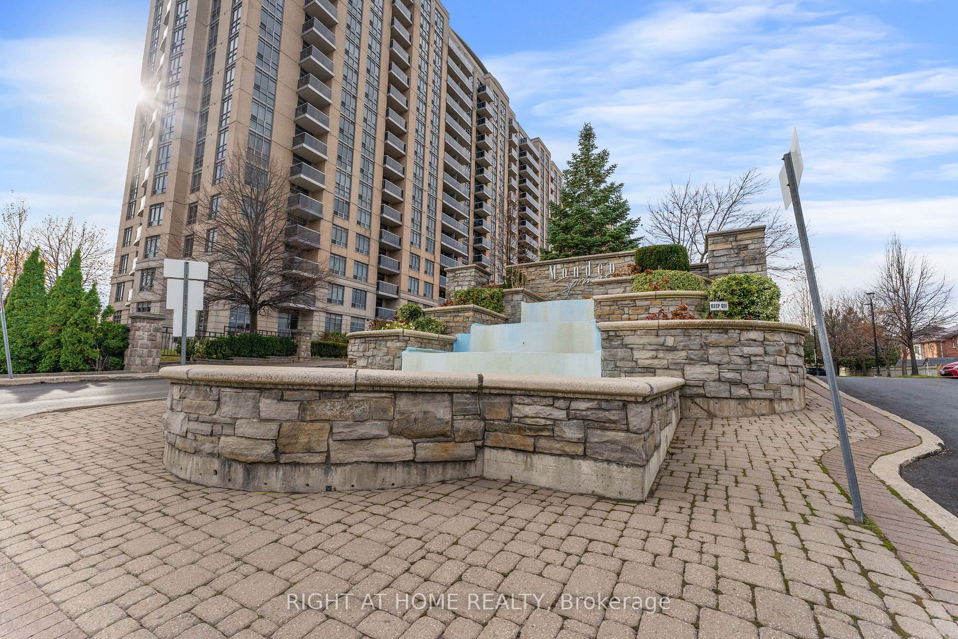 18 Mondeo Dr, Toronto, Ontario, Dorset Park