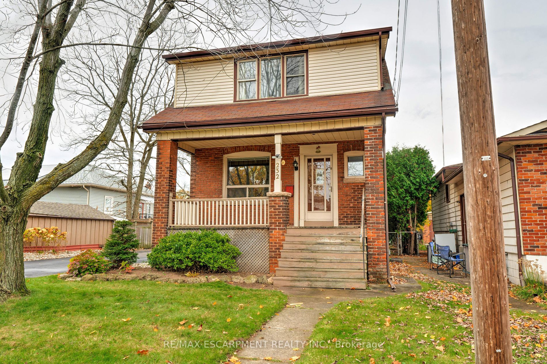 232 East 8th St, Hamilton, Ontario, Centremount