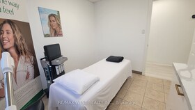 10720 Yonge St, York, Ontario , MLS #N10427034 , Image - 1