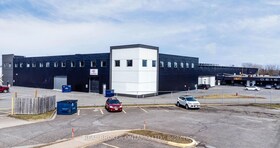 4256 Carroll Ave, Niagara, Ontario , MLS #X10427294 , Image - 1