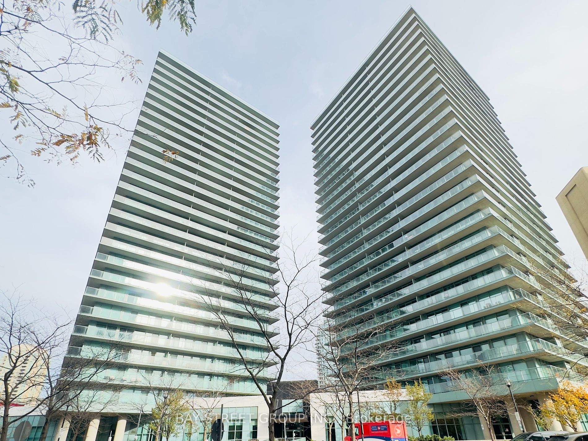 5500 Yonge St, Toronto, Ontario, Willowdale West