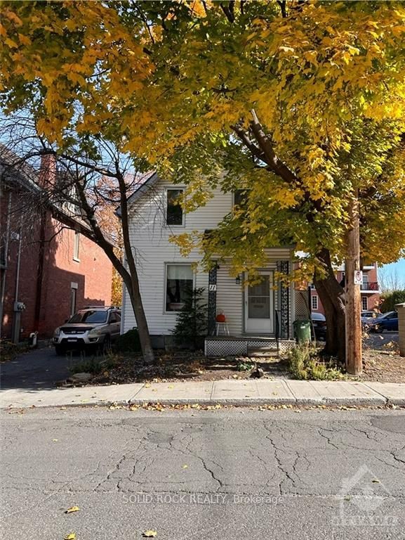 11 MELROSE Ave, West Centre Town, Ontario, 4203 - Hintonburg